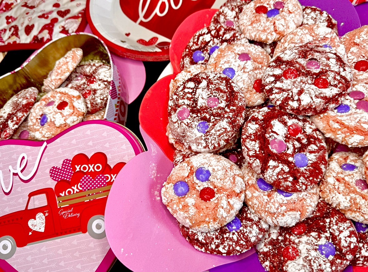 Easy & Cute Valentine's Day Snack using Valentine's Day M&Ms