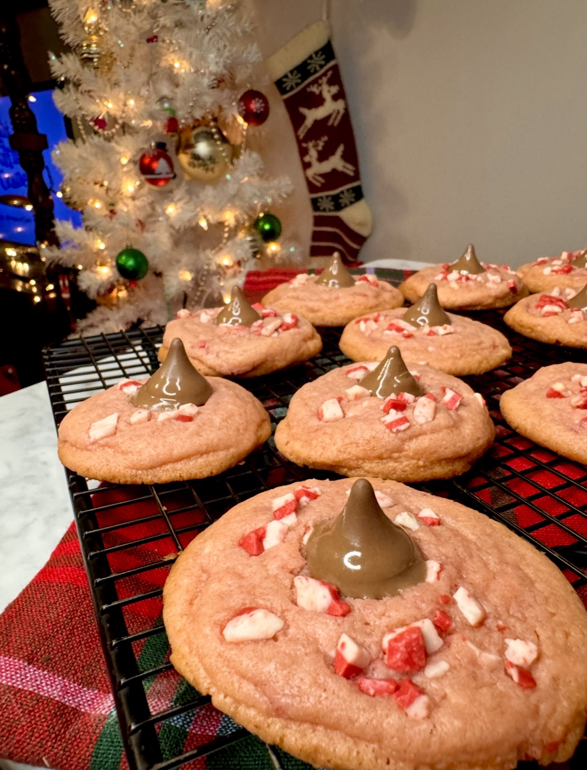 Peppermint Mocha Blossoms Cookies – Midnight Munchies & More!