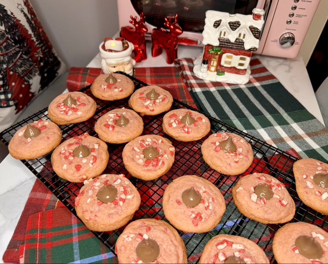 Peppermint Mocha Blossoms Cookies – Midnight Munchies & More!