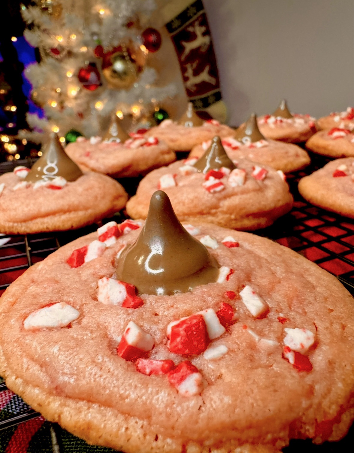 Peppermint Mocha Blossoms Cookies – Midnight Munchies & More!